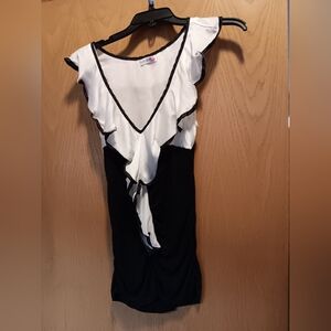 Body Central Black and White Sleeveless Top